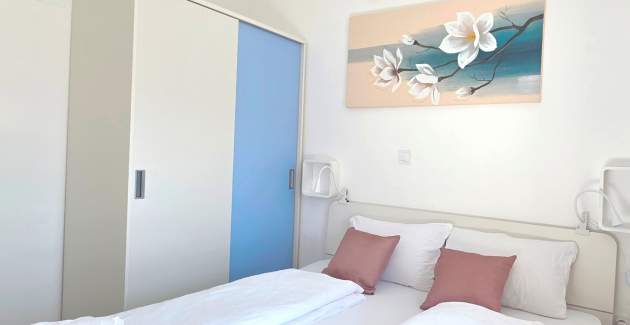 Apartment Cugalj – mit Balkon, im 2. Stock, 300 m vom Strand