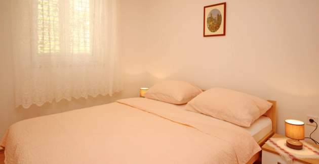 Apartment Vasilic – mit Terrasse, 300 m vom Strand entfernt