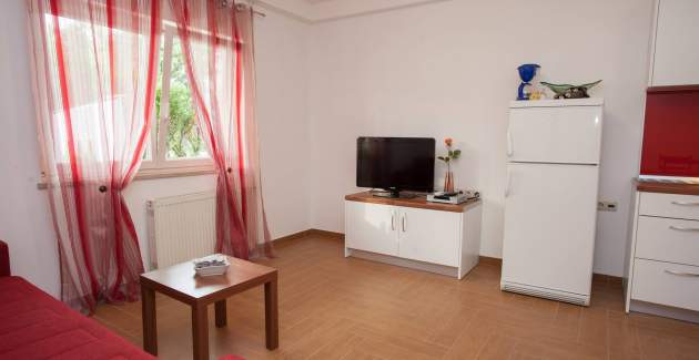 Apartment Dekanic D. – im Erdgeschoss, mit Terrasse