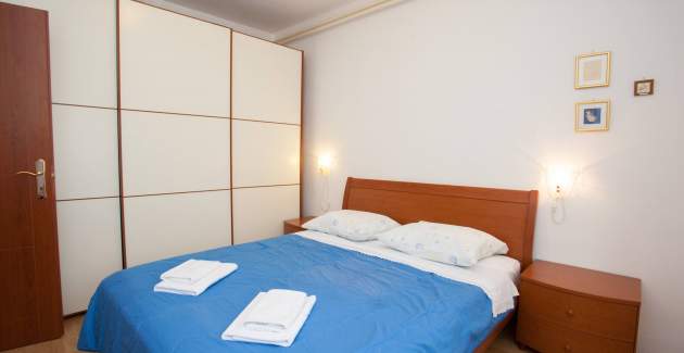 Apartment Dekanic D. – im Erdgeschoss, mit Terrasse
