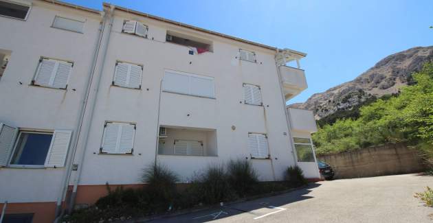 Apartment Djikic – mit Balkon und Parkplatz