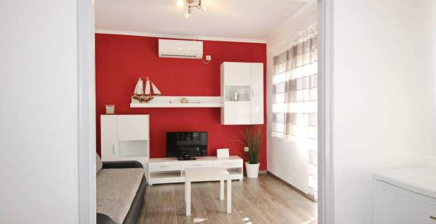 Apartment Mihaela – 350 m vom Strand