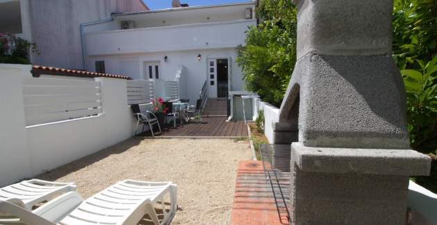 Apartment Fantov Nr.1 – mit Terrasse, 250 m vom Strand