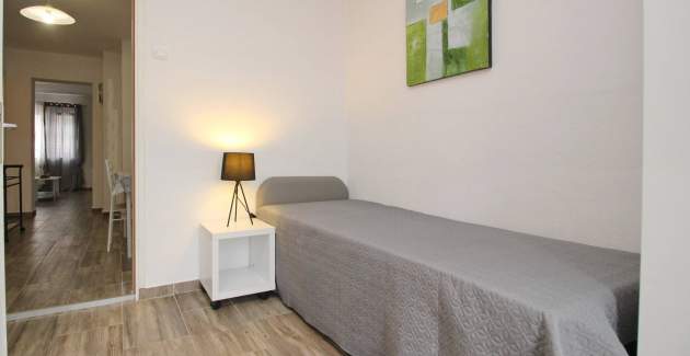 Apartment Fantov Nr.2 – mit Terrasse, 250 m vom Strand