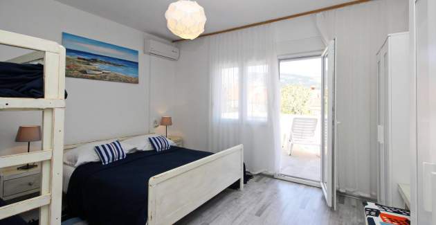 Apartment Fantov Nr.3 – mit großem Balkon, 250 m vom Strand