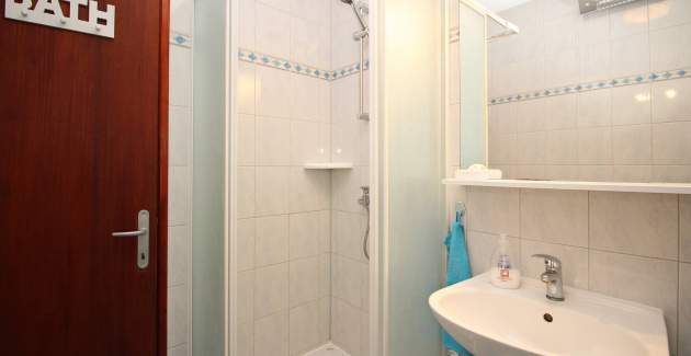 Apartment Fantov Nr.3 – mit großem Balkon, 250 m vom Strand