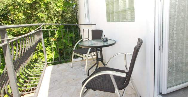 Room Fantov - 250 m from the Beach