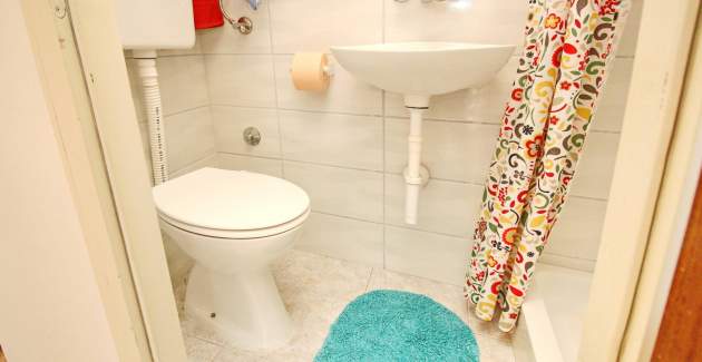 Room Fantov - 250 m from the Beach