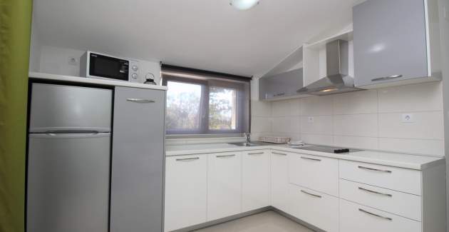 Apartment Gorica 1 Nr.7 – mit Pool, 200 m vom Strand entfernt