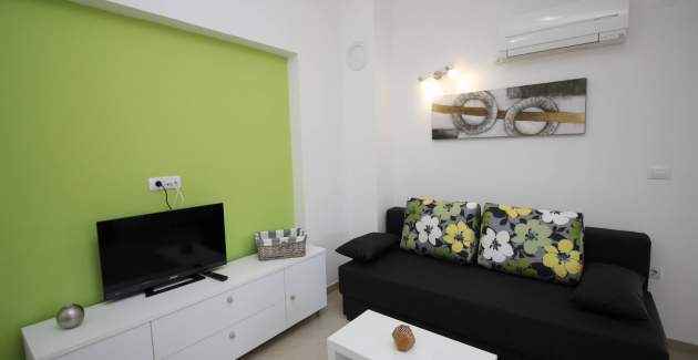 Apartment Gorica 1 Nr.7 – mit Pool, 200 m vom Strand entfernt