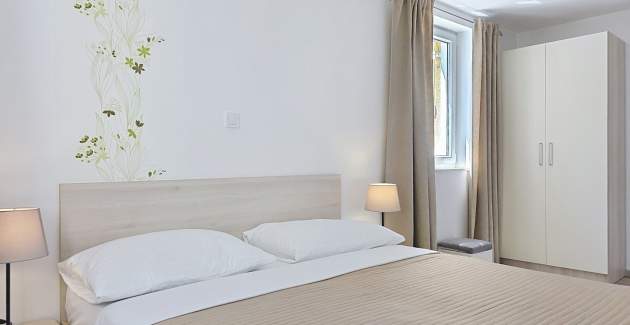 Apartman Gorica 2 br.1 – s terasom i bazenom