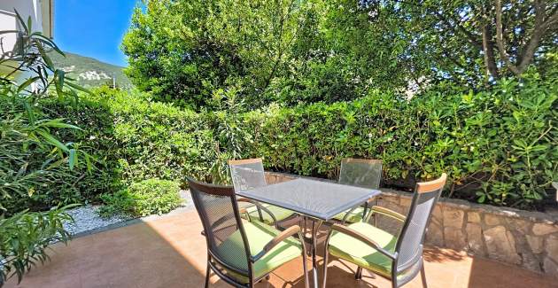 Apartman Gorica 2 br.3 – s terasom i bazenom