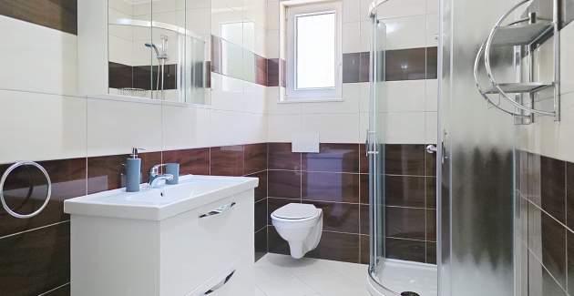Apartman Gorica 2 br.3 – s terasom i bazenom