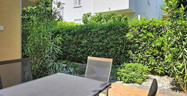Apartman Gorica 2 br.3 – s terasom i bazenom