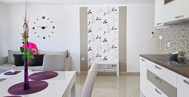 Apartman Gorica 2 br.5 – s balkonom i bazenom