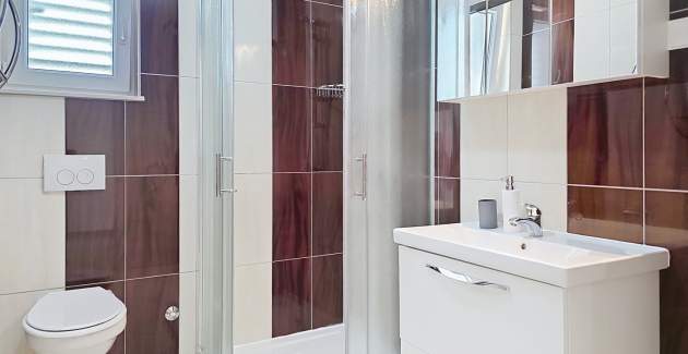 Apartman Gorica 2 br.5 – s balkonom i bazenom