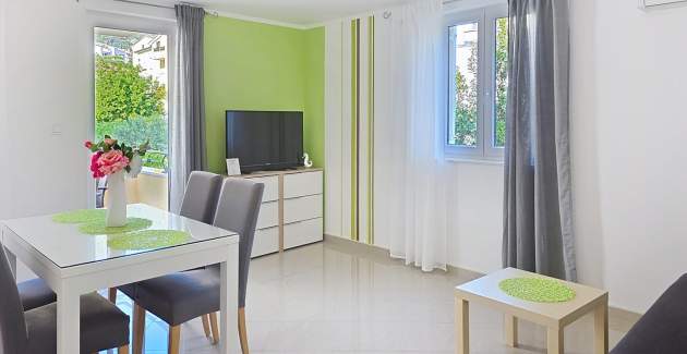 Apartman Gorica 2 br.6 – s balkonom i bazenom