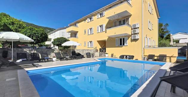 Apartman Gorica 2 br.4 – s balkonom i bazenom