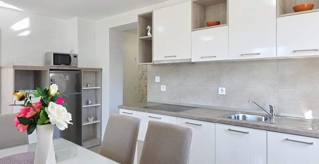 Apartman Gorica 2 br.4 – s balkonom i bazenom