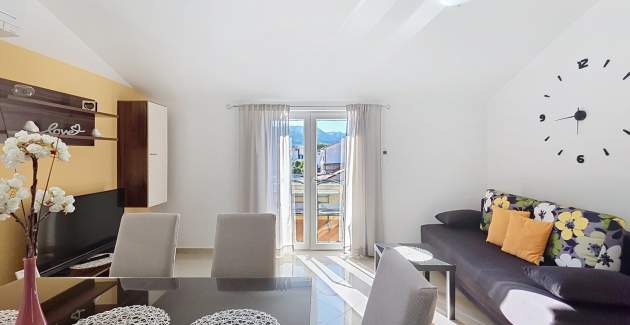 Apartman Gorica 2 br.7 – s balkonom i bazenom