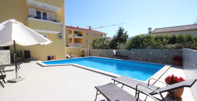 Appartamento Gorica 2 n.10 – con piscina, a livello seminterrato