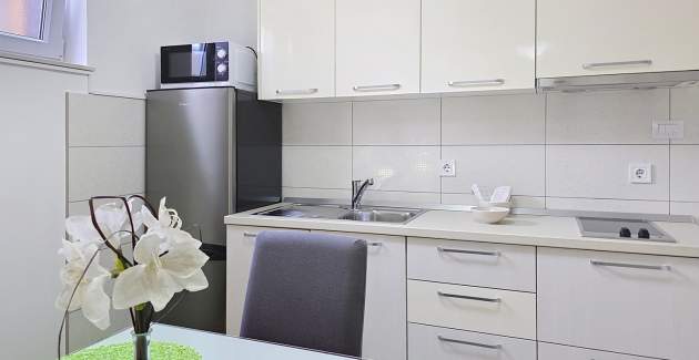 Apartment Gorica 2 Nr.10 – mit Pool, im Untergeschoss