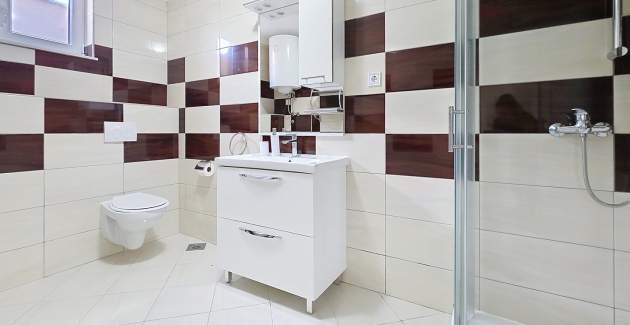 Apartment Gorica 2 Nr.10 – mit Pool, im Untergeschoss