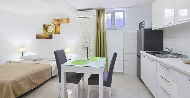 Apartment Gorica 2 Nr.10 – mit Pool, im Untergeschoss