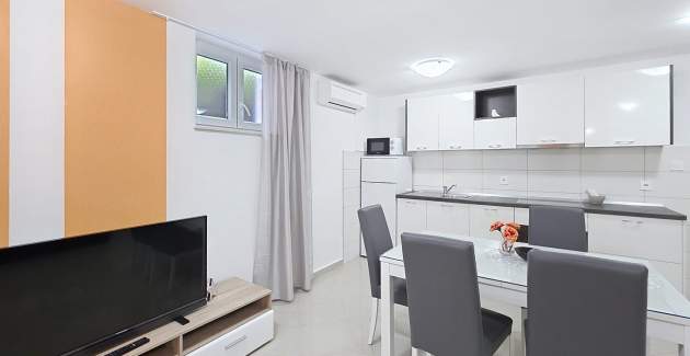 Apartment Gorica 2 Nr.12 – mit Pool, im Untergeschoss