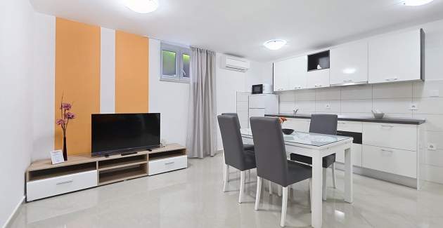 Apartment Gorica 2 Nr.12 – mit Pool, im Untergeschoss