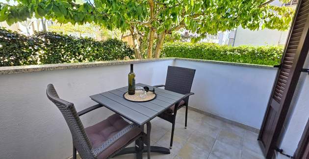 Apartment Grozdana Nr.1A – mit Terrasse