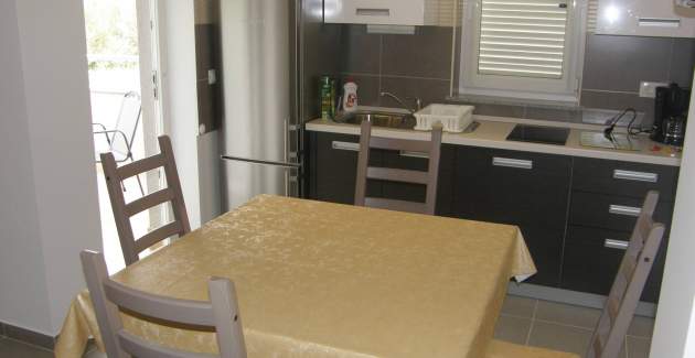 Apartment Hrabric A2 – mit Balkon und Parkplatz