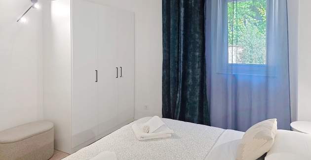 Apartment Karamarko – mit großem Balkon