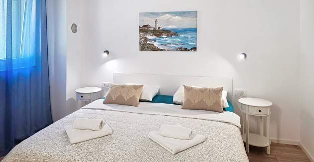 Apartment Karamarko – mit großem Balkon