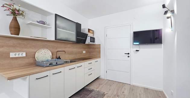 Apartment Karamarko – mit großem Balkon