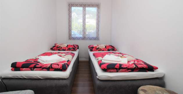 Apartment Kucar No.1 – mit Terrasse, 350 m vom Strand entfernt
