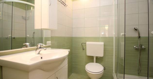 Apartment Kucar No.1 – mit Terrasse, 350 m vom Strand entfernt