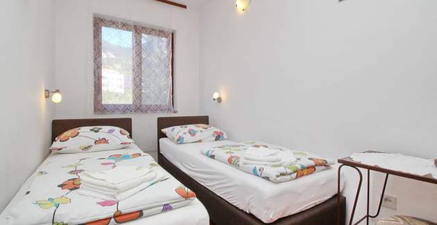 Apartment Kucar No.2 – mit Balkon, 350 m vom Strand entfernt