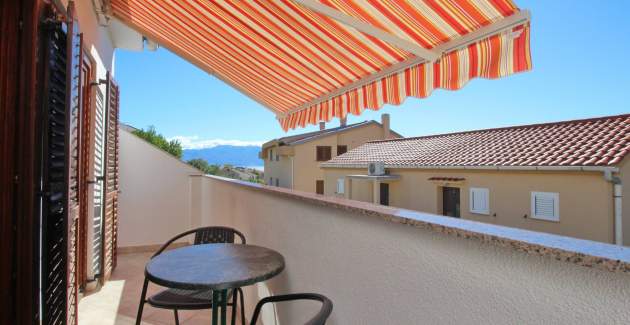 Apartment Kucar No.2 – mit Balkon, 350 m vom Strand entfernt