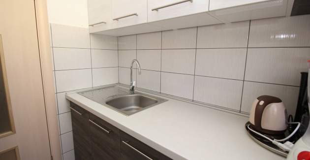 Apartment Kucar No.2 – mit Balkon, 350 m vom Strand entfernt