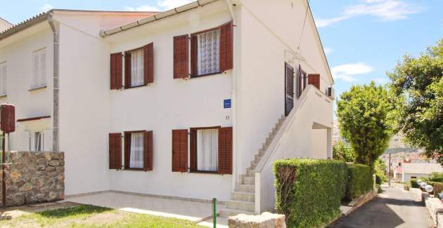 Apartment Kucar No.2 – mit Balkon, 350 m vom Strand entfernt