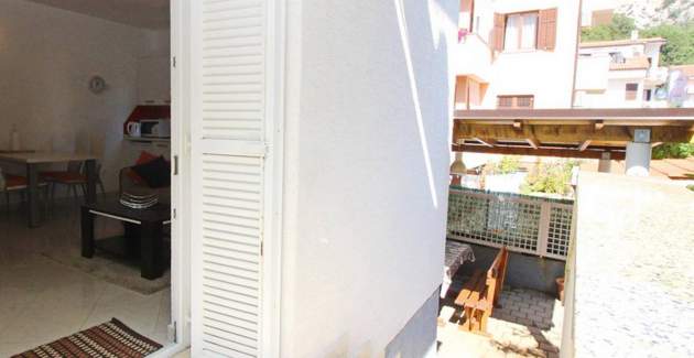Apartment Krleza – mit großer, überdachter Terrasse