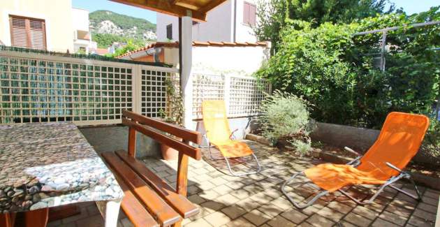 Apartment Krleza – mit großer, überdachter Terrasse
