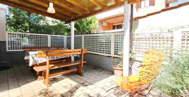 Apartment Krleza – mit großer, überdachter Terrasse