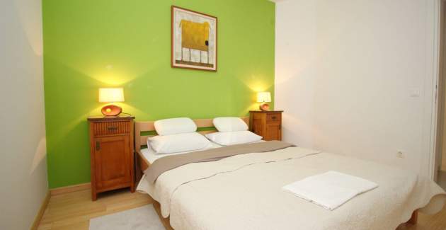 Apartment Krleza – mit großer, überdachter Terrasse