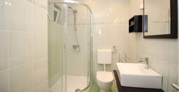 Apartment Krleza – mit großer, überdachter Terrasse