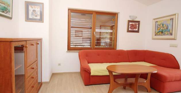 Apartment Mrkus more - mit Balkon und Meerblick, in Strandnähe
