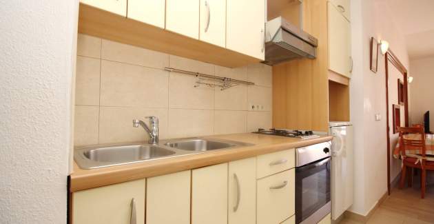 Ferienwohnung Mrkus brdo - mit Balkon, in Strandnähe