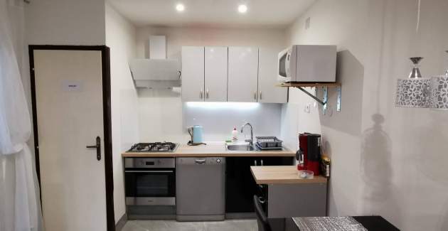 Apartment Lana priz - in der Nähe des Zentrums und des Strandes