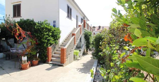 Apartment Lara K1 – in der Nähe des Zentrums und des Strandes